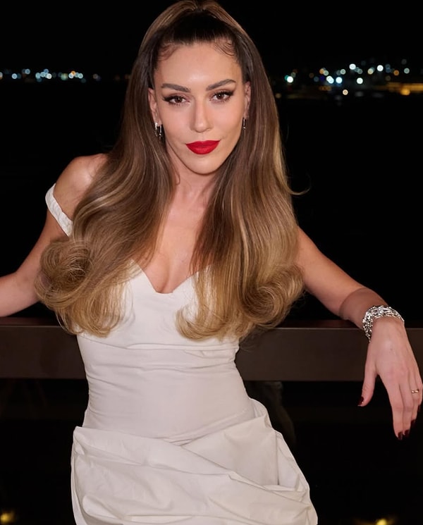 Sinem Kobal'ın Kariyer Başlangıcı