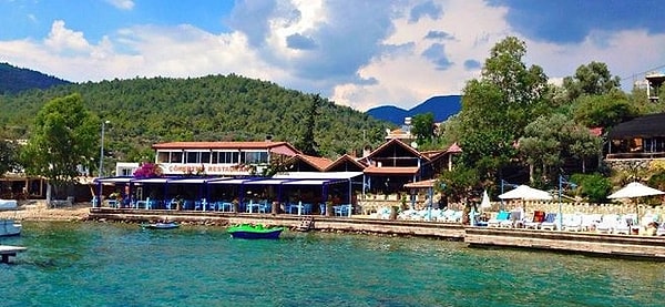 Accommodation Options in Cokertme Bay