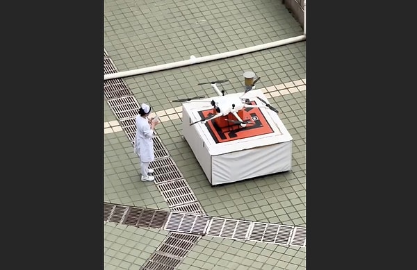 Son dönemlerde, drone teknolojisi yaşamımızın birçok alanına hızla entegre oldu. Görseli