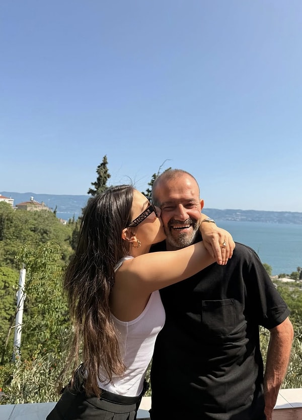 Demet Özdemir bu açıklamaların ardından ilk bayram tatilinde soluğu memleketi İzmit’te aldı.