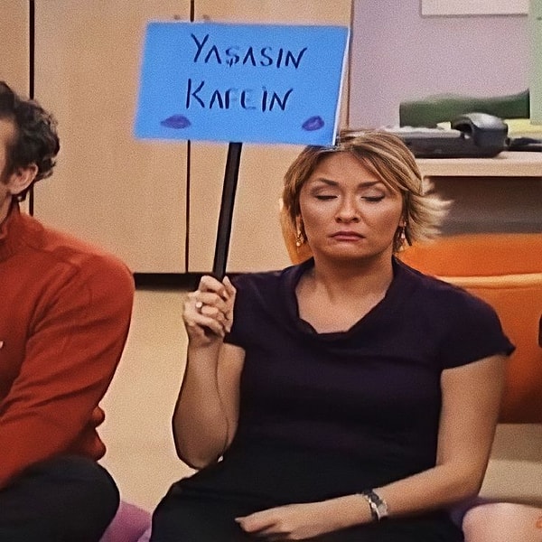 Aslı Sütçüoğlu Sticker.