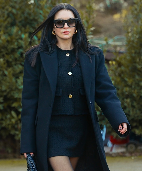 Melis Sezen Kimdir? Görseli