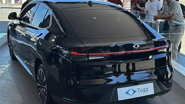 Türkiye’nin yerli markası Togg’un sedan modeli T10F piyasaya çıkmaya hazırlanıyor. Görseli