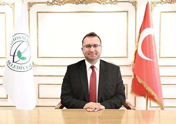 Geçtiğimiz günlerde İstanbul’un CHP’li Gaziosmanpaşa, Avcılar ve Büyükçekmece belediye başkanları tutuklanmıştı. Görseli