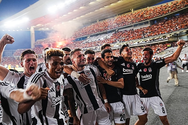 3. Beşiktaş'ın orta sahası Gedson Fernandes, Lazio'nun gündeminde.