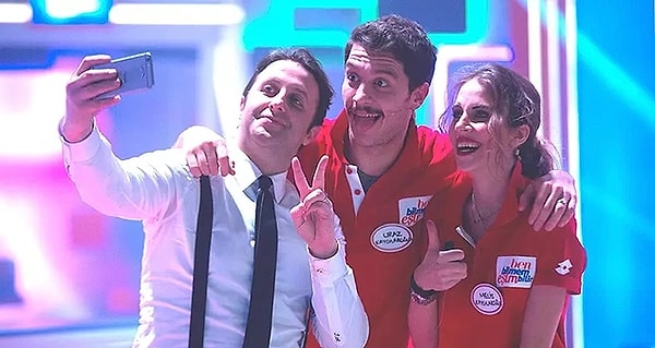 7. İşte Ben Bilmem Eşim Bilir'de yarıştıktan sonra doğruca mahkeme salonuna giden ünlü çiftler...
