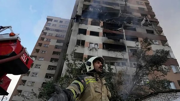 İsrail'in saldırıları başkent Tahran başta olmak üzere Tebriz, İsfahan'daki Natanz nükleer tesisi, Loristan ve Kirmanşah gibi çeşitli kentleri hedef aldı.