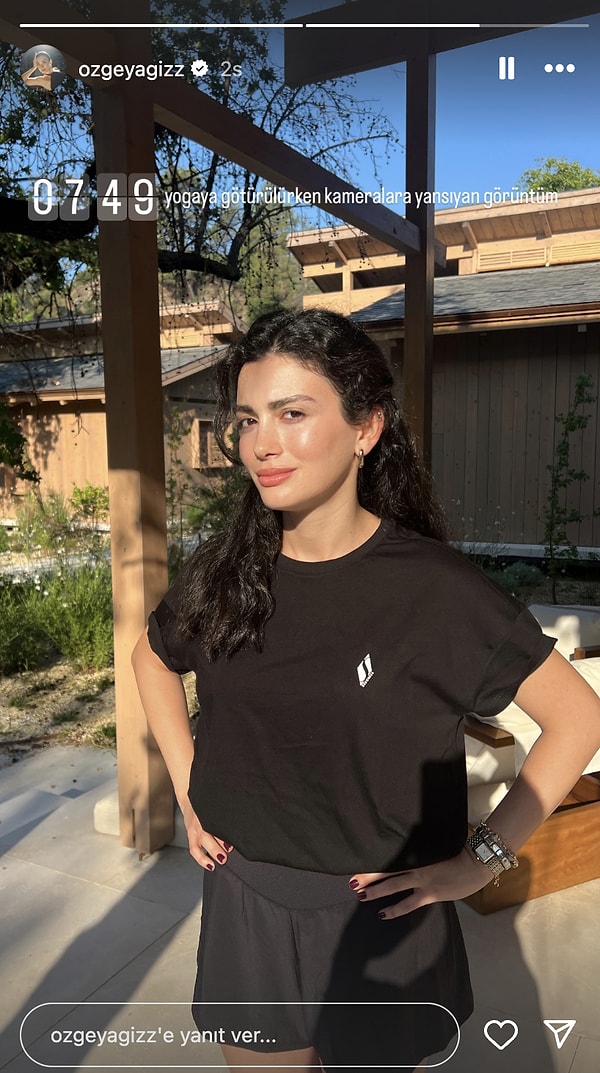 Özge Yağız