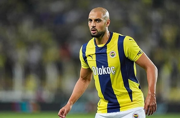 3- Geçtiğimiz sezon Fenerbahçe forması giyen Amrabat'a Atalanta talip oldu. Görseli