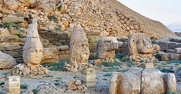 The Guardian Statues