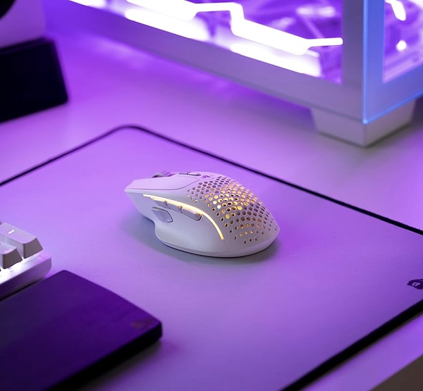 3. Amazon’da indirimde olan Glorious Model I 2 RGB Gaming Mouse ile oyun deneyiminizi zirveye taşıyın!