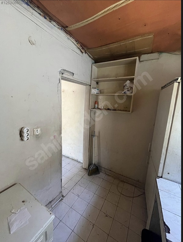 2+1 bu dairenin mezbelelik halini görmemek herhalde imkansız.