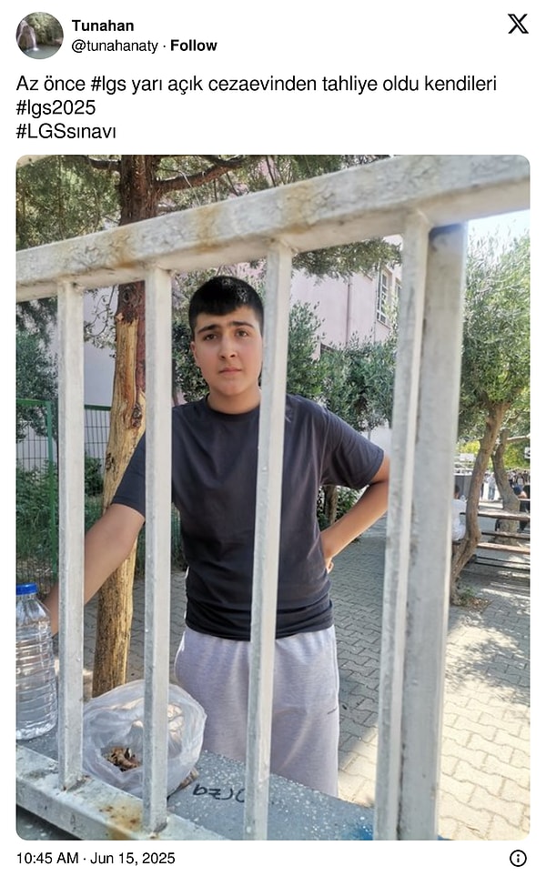 Veliler içeri alınmazken ortaya ilginç görüntüler çıktı.