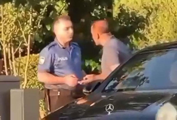 Görüntülerin sosyal medyada yayılmasının ardından Denizli İl Emniyet Müdürlüğü, yazılı açıklama yaptı. Görseli