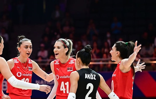 Alexia'nın kadroda olmama sebebi Görseli