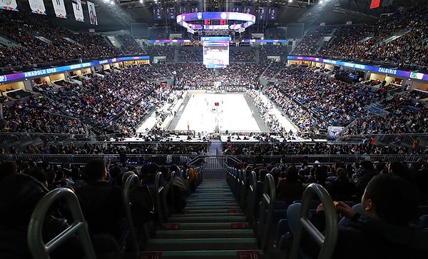 Ve son olarak Sinan Erdem Spor Salonu...