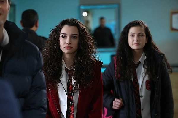 ATV'nin sevilen dizisi Kardeşlerim, geçtiğimiz sezon final yapmıştı. Görseli