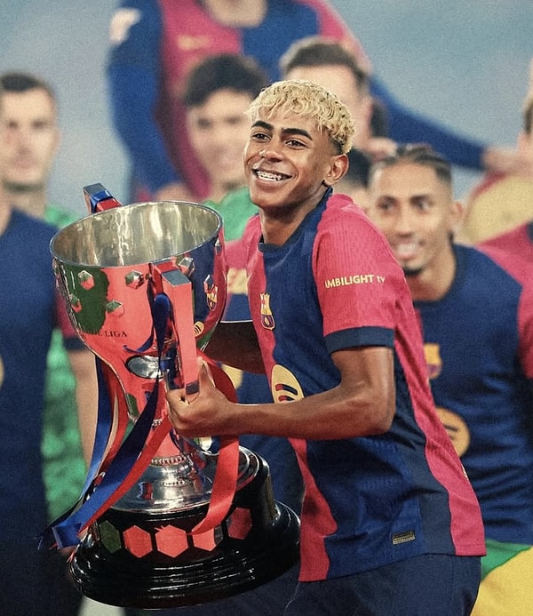 17 yaşındaki Lamine Yamal, şimdilerin en gelecek vaat eden genç futbolcuları arasında yer alıyor. Görseli