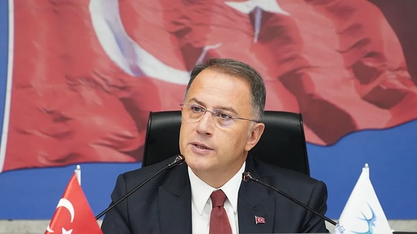 Başkan Mehmet Murat Çalık cezaevinde 15 kilo birden vermiş.