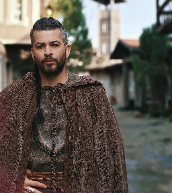 Birsen Altuntaş'ın haberine göre, O3 Medya imzalı iddialı Karadeniz dizisine başarılı bir oyuncu daha dahil oldu. Görseli