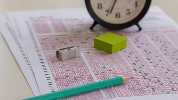 "LGS'nin 20 soruluk Matematik testinde de beklenen değer istatistiksel olarak 5 doğru cevap."