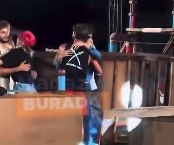 Dikkatli bir seyirci finalden bir sahneyi paylaşarak X hesabı üzerinden tepki gösterdi. Görseli