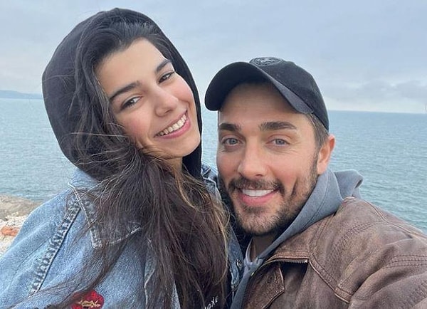 Survivor'da Efecan ve Yağmur'un aşk yaşadığı iddiası gündeme bomba gibi düşmüştü.