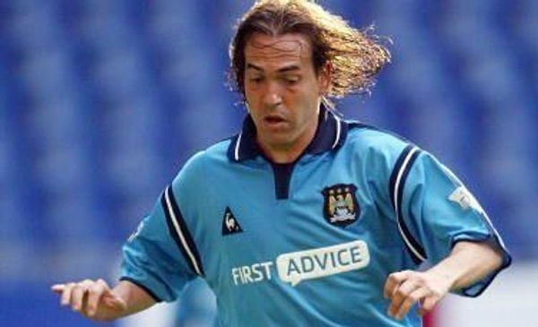 Eski futbolcu Eyal Berkovic İsrail medyasında yorumculuk yapan ülkenin ünlü isimlerinden. Görseli