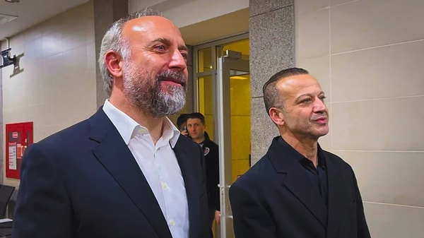 Halit Ergenç ve Rıza Kocaoğlu’nun hapis cezasının 24.Asliye Ceza Mahkemesi’nce gerekçeli kararı açıklandı. Görseli