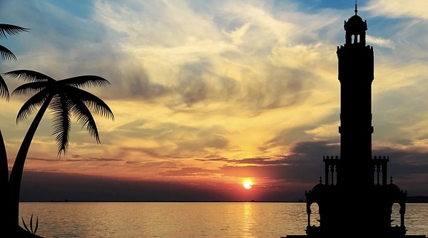 Aegean Region: Meeting History and the Sea in the Heat
