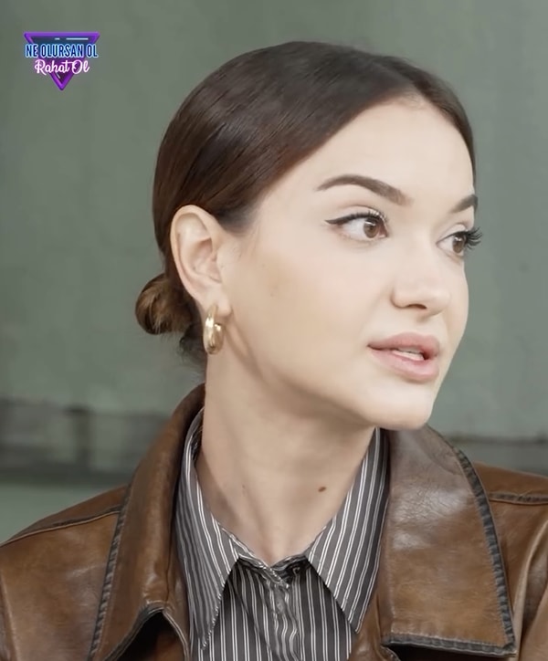 Performansıyla izleyicisinin dikkatini çeken İrem Çıray geçtiğimiz günlerde Sibel Arna'nın sunduğu "Ne Olursan Ol Rahat Ol" programının konuğu oldu.