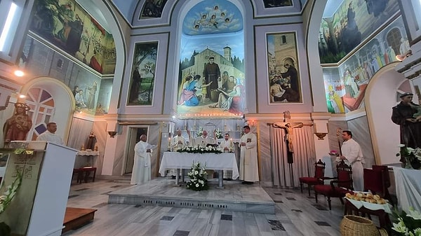 6. St. Antuan Catholic Church