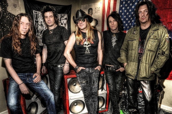 Bach sonrası Skid Row: Adı var kendi yok!
