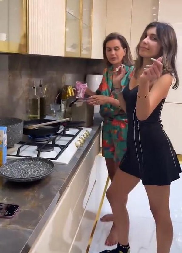 Ancak asıl tartışma cenazeden sadece bir gün sonra yaşandı.