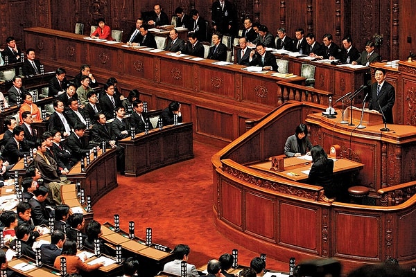 Devlet politikaları da bu kültürü destekliyor.