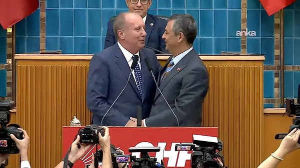 CHP'den büyük tartışmalarla ayrılan Muharrem İnce, İstanbul Büyükşehir Belediye (İBB) Başkanı Ekrem İmamoğlu'nun tutuklanması sonrası 'baba ocağı' dediği partiye dönme kararı aldı. Görseli