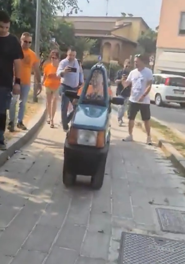 Niyedir, nedendir bilinmez.