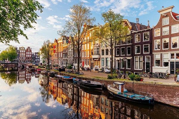 Amsterdam’da sanat dolu bir mekanda