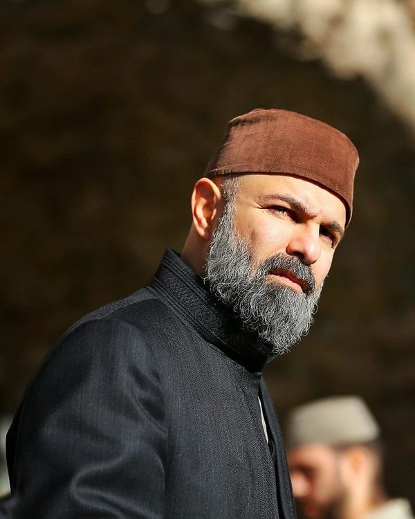 Usta oyuncu da bu sezon için radikal bir imaj değişikliğine gitti.