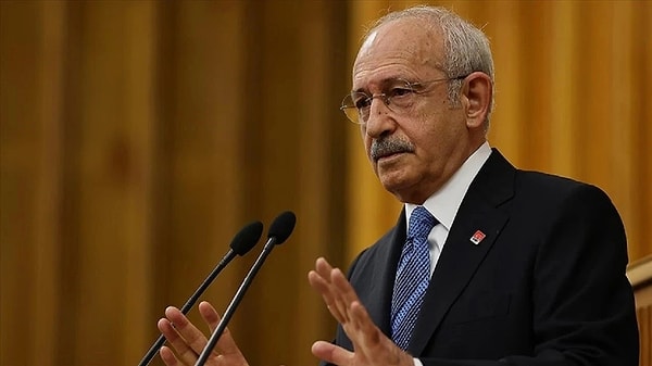 Kemal Kılıçdaroğlu’nun partinin başına geri dönmek ile ilgili yaptığı açıklamalar tartışılmaya devam ediyor.