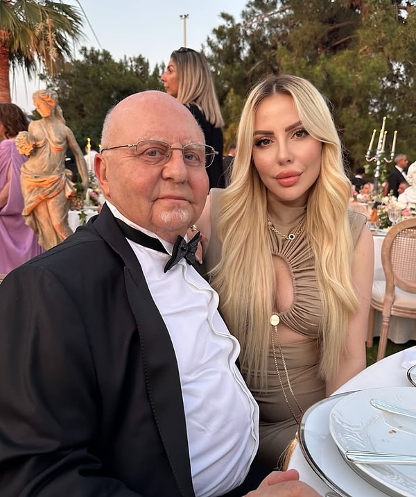 Lucien Arkas, Türk iş dünyasının saygın isimlerinden biri olarak yalnızca profesyonel başarılarıyla değil, aynı zamanda özel yaşamıyla da dikkat çekiyor.