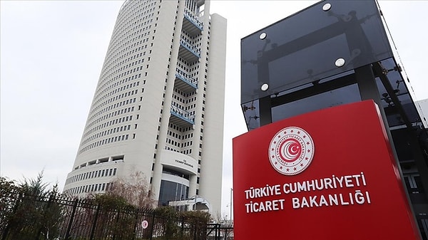 Mayıs ayı sonunda yapılan yönetmelik değişikliğiyle, bu tür ilanlarda yalnızca aracılar değil, taşınmaz sahiplerinin de sorumlu tutulabileceği düzenlenmişti.
