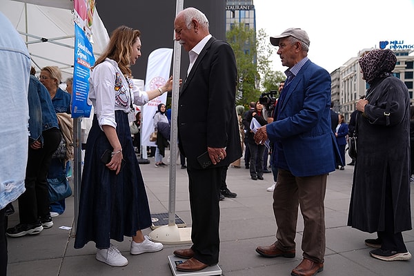 Sağlık Bakanlığı’nın meydanlarda başlattığı boy-kilo ölçümünün sonuçları belli oldu.