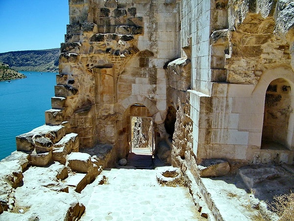 Historical Monuments to See in Rumkale