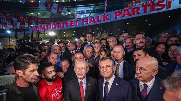 Davalı avukatı Çağlar Çağlayan ise dosyaya celse arasında gelen feri müdahillik taleplerinin kabul edilmesini istedi.