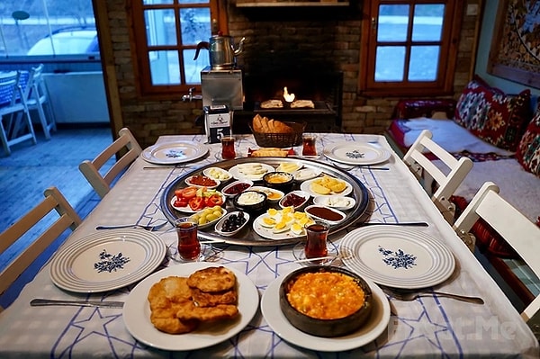 6. Ayşe Teyze Bağ Bahçe