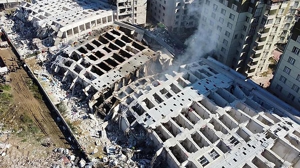 “Cennetten bir köşe” olarak pazarlanan Hatay’daki Rönesans Rezidans Kahramanmaraş depreminde 269 kişiye mezar olmuştu.