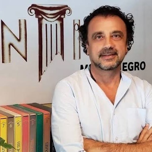 Oğlu teşhis etti, Interpol doğruladı.