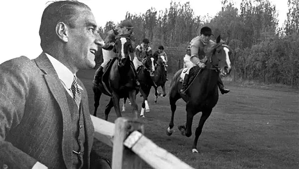 Türkiye Cumhuriyeti’nin kurucusu Mustafa Kemal Atatürk adına düzenlenen Gazi Koşusu, dün (29 Haziran) 99. kez gerçekleşti!