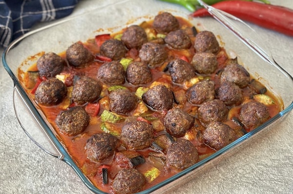Fırında sebzeli köfte tarifi